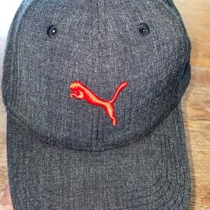 Puma adult Fitted Hat in excellent condition size L/XL
